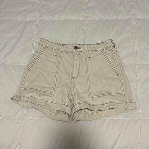 Universal Threads Shorts size 26